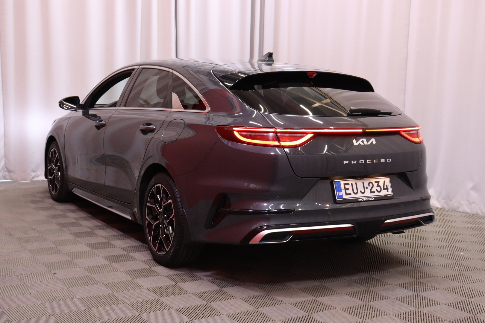 Kia ProCeed 1,5 T-GDI 160hv GT-Line DCT 2022, photo 5/36