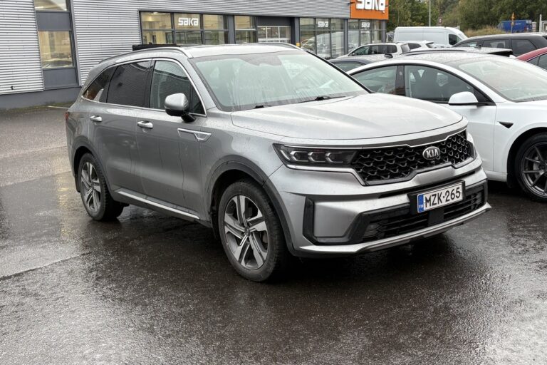 Kia - Sorento - 1,6 T-GDI Hybrid AWD Business Premium AT 7P - Maastoauto