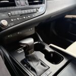 Lexus - ES - 300h Business Edition - Sedan