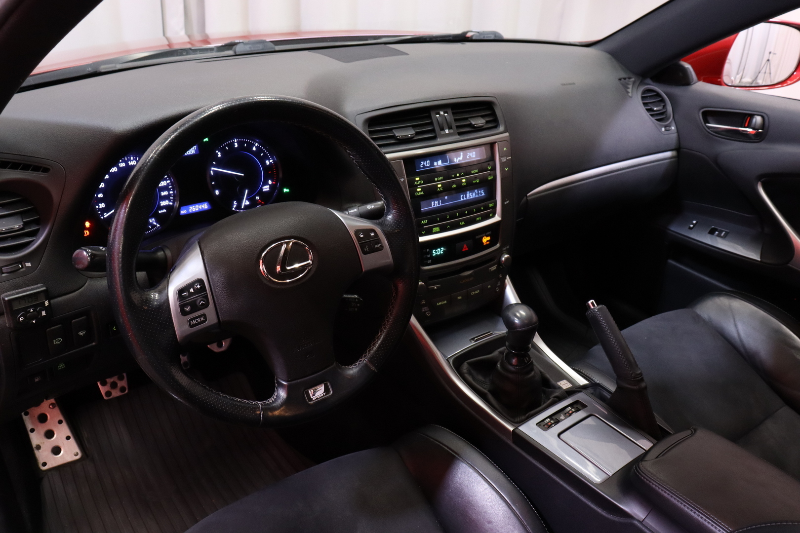 Lexus - IS - 220d F-Sport - Sedan