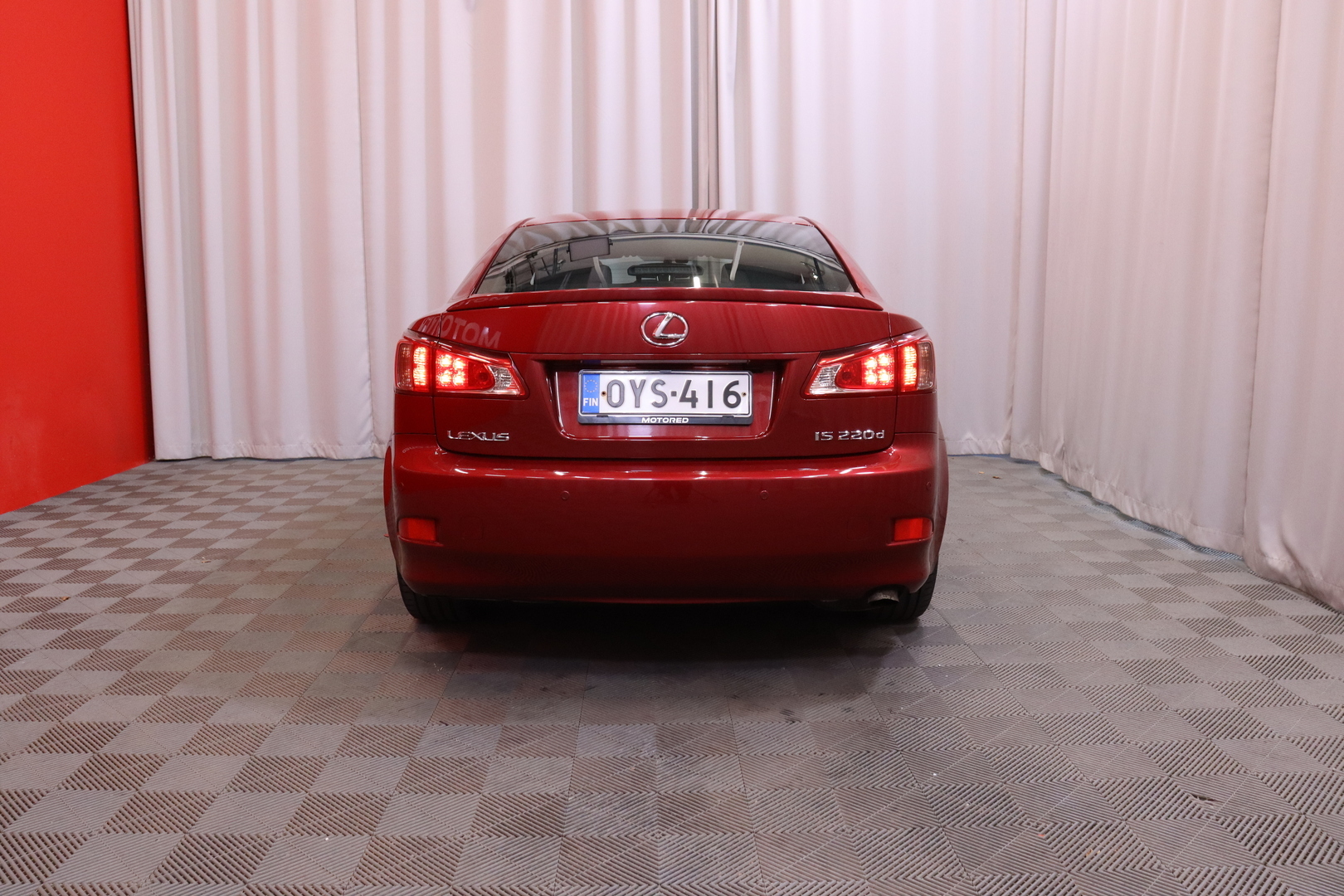 Lexus IS 220d F-Sport 2011, kuva 4/31