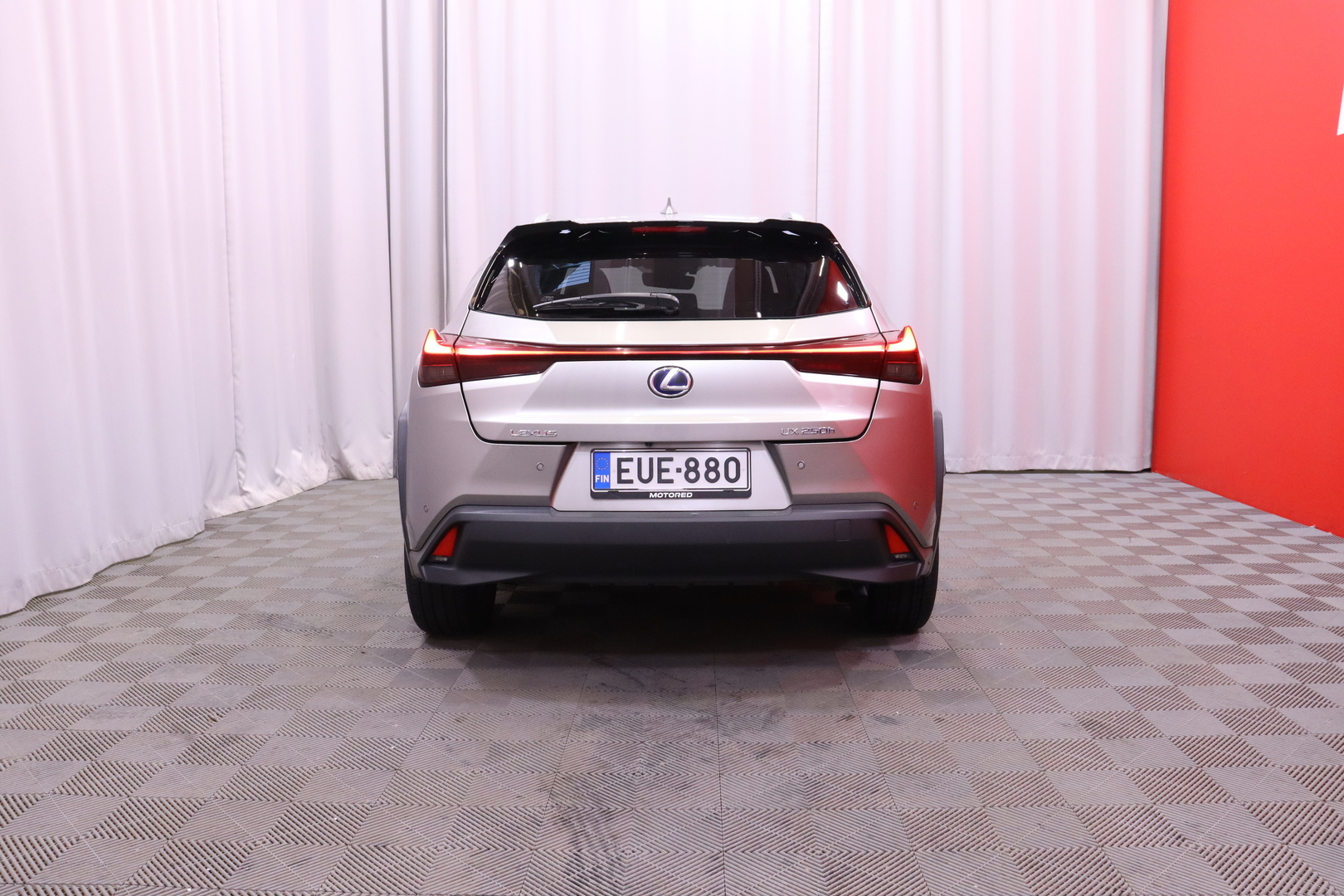Lexus - UX - 250h Business Limited Edition - Viistoperä