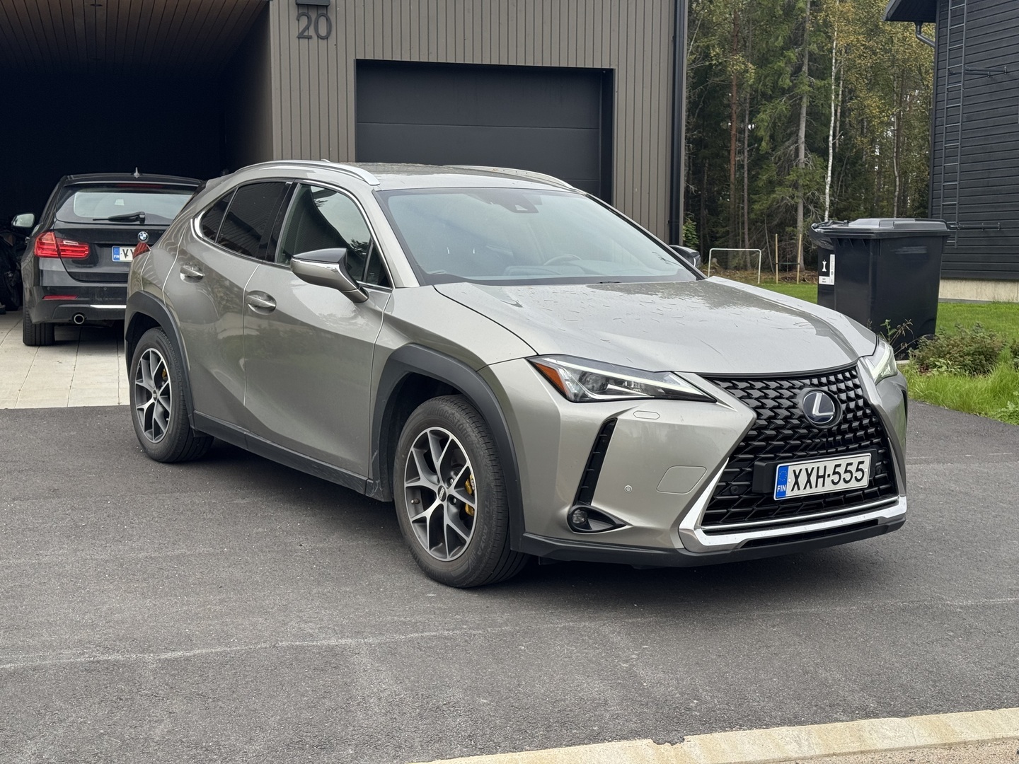 Lexus - UX - 250h Comfort - Viistoperä