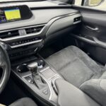 Lexus - UX - 250h Comfort - Viistoperä