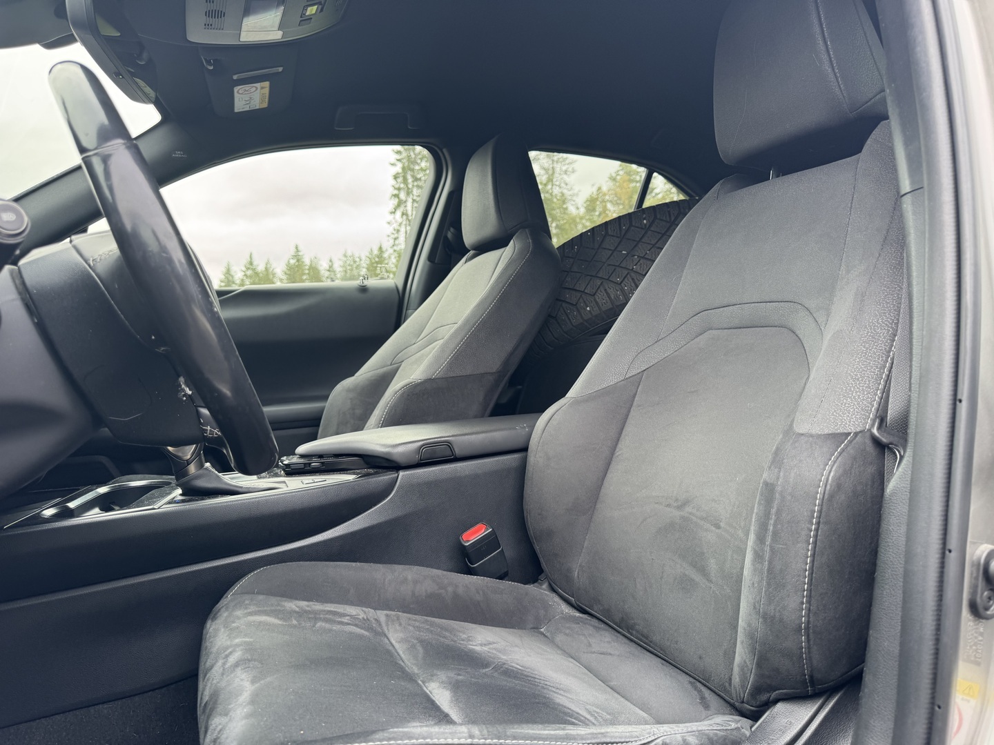 Lexus - UX - 250h Comfort - Viistoperä