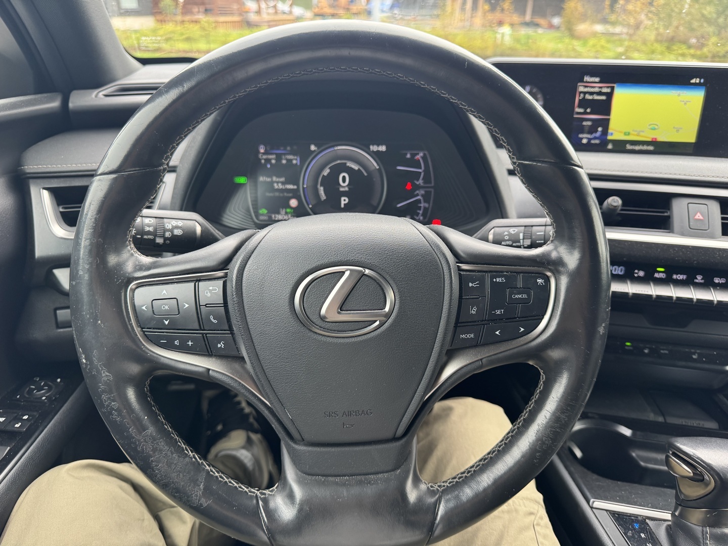 Lexus - UX - 250h Comfort - Viistoperä
