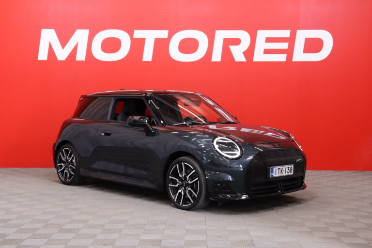 MINI - Cooper - JCW E - Viistoperä