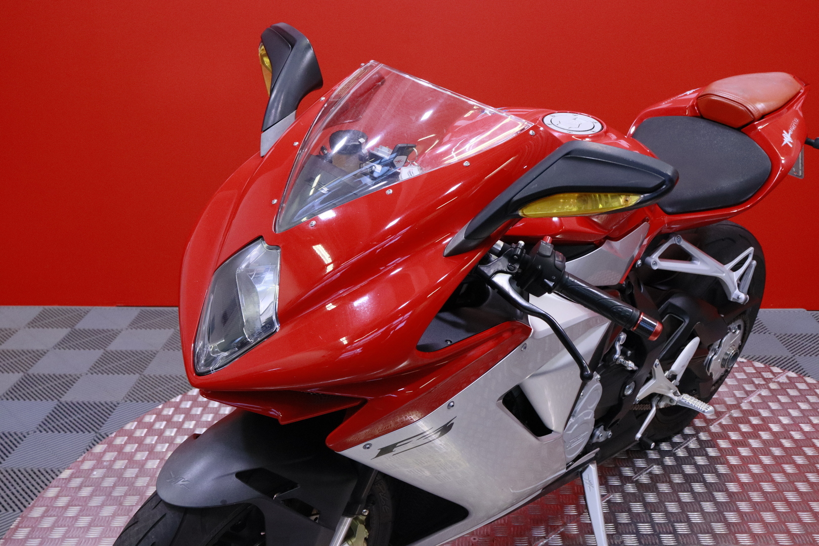 MV Agusta - F3 - 675 // Shifter / TC // - Moottoripyörä