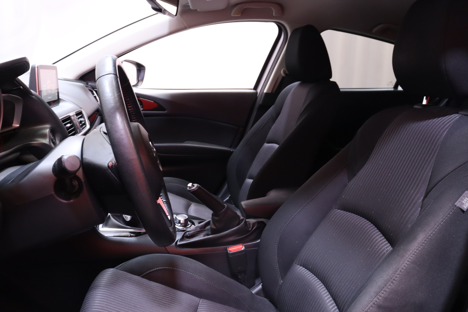 Mazda - 3 - 5HB 2,0 (120) SKYACTIV-G Premium Plus 6MT 5ov BO2 - Viistoperä