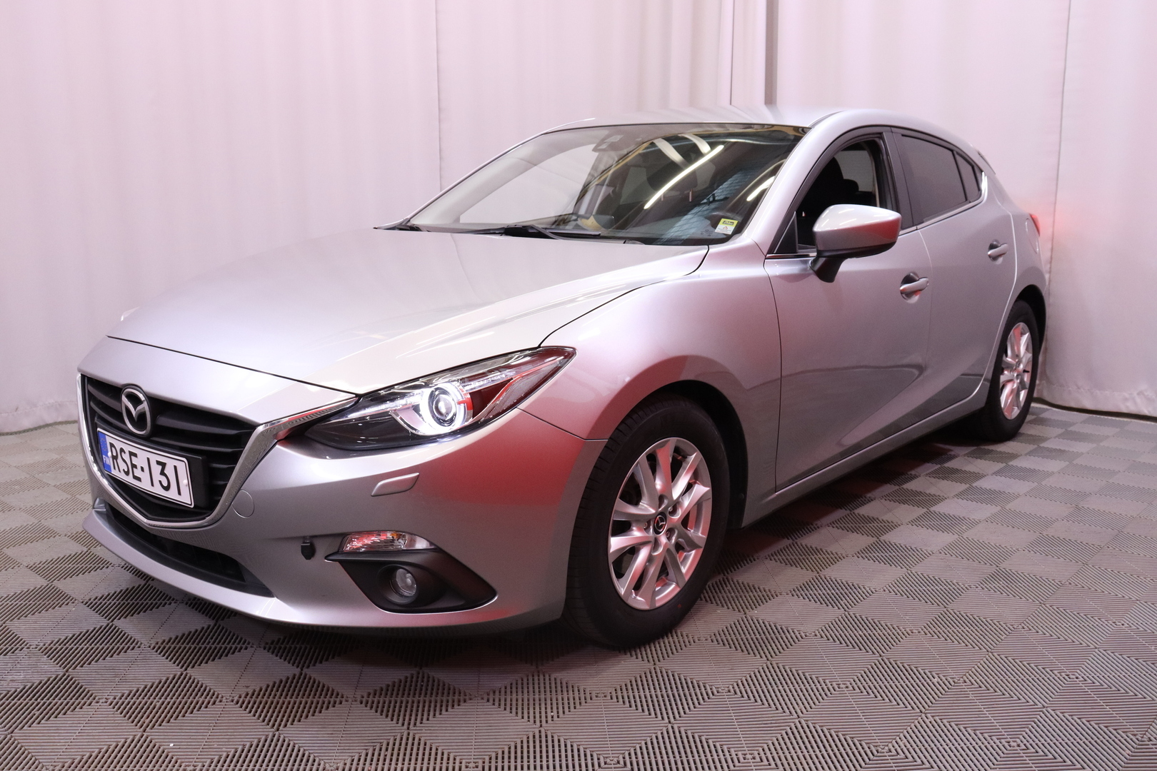 Mazda - 3 - 5HB 2,0 (120) SKYACTIV-G Premium Plus 6MT 5ov BO2 - Viistoperä