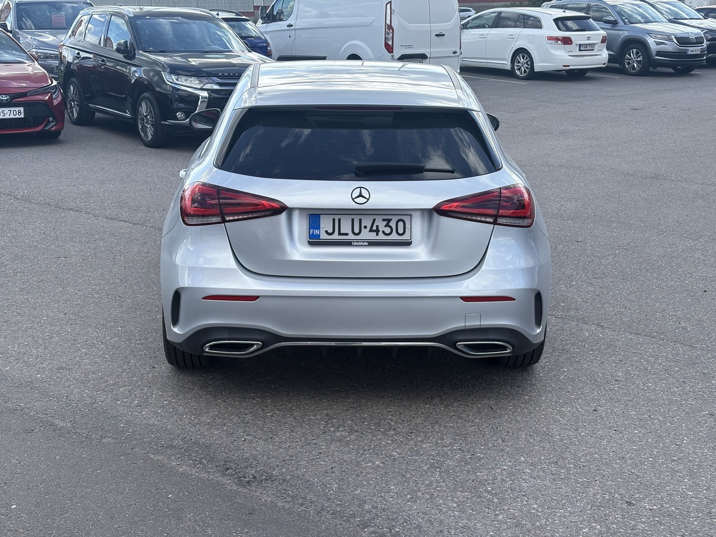 Mercedes-Benz - A - 180 A Business AMG - Viistoperä