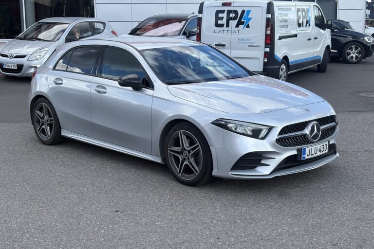 Mercedes-Benz - A - 180 A Business AMG - Viistoperä
