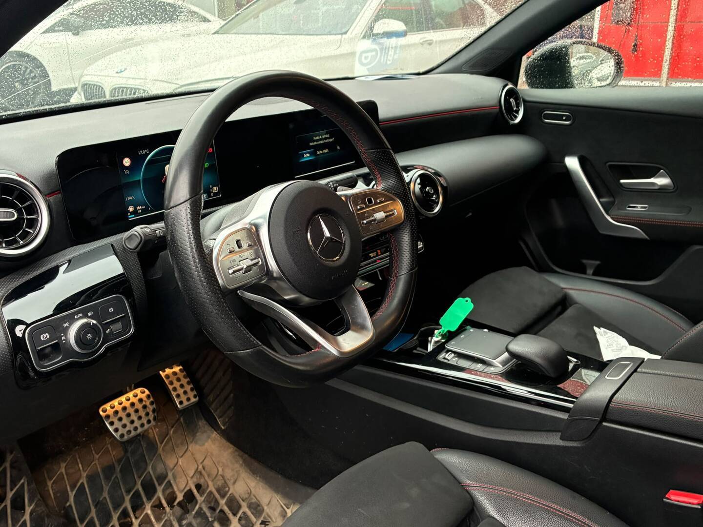 Mercedes-Benz A 180 AMG 2021, kuva 3/5