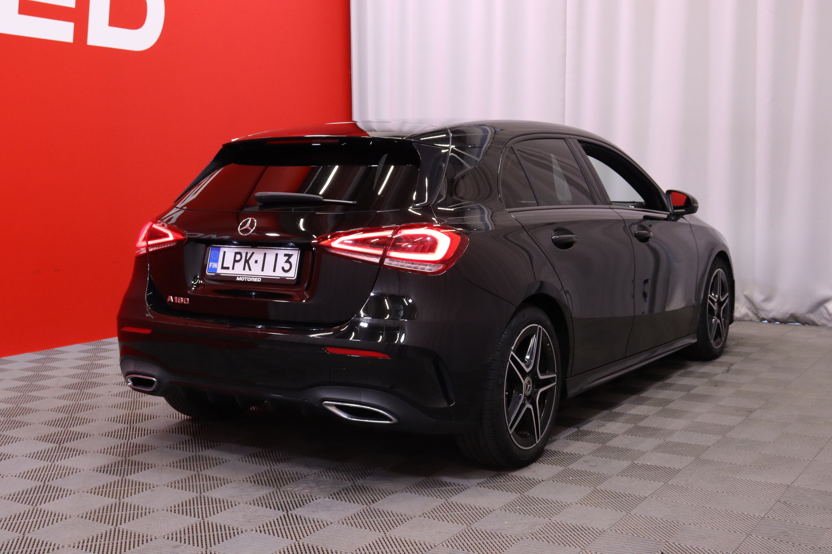 Mercedes-Benz A 180 AMG 2021, kuva 2/34