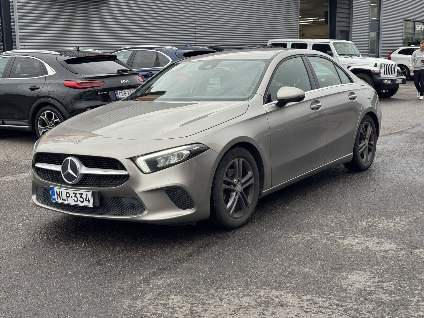 Mercedes-Benz - A - 180 A sedan Business Style - Sedan