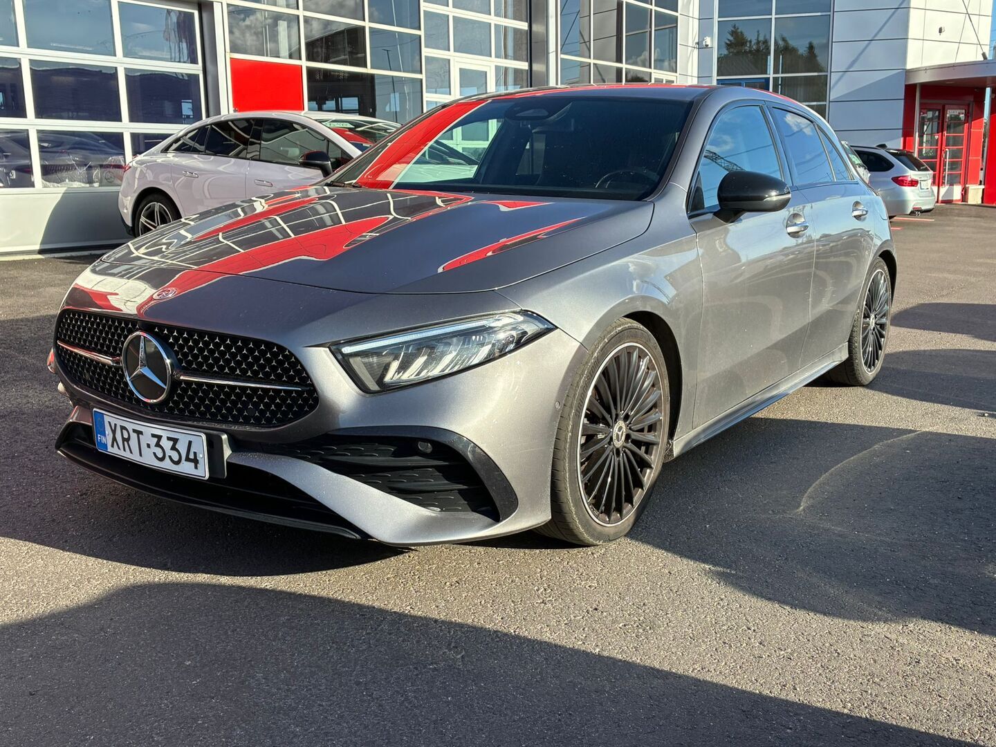 Mercedes-Benz - A - 180 A AMG Line - Viistoperä