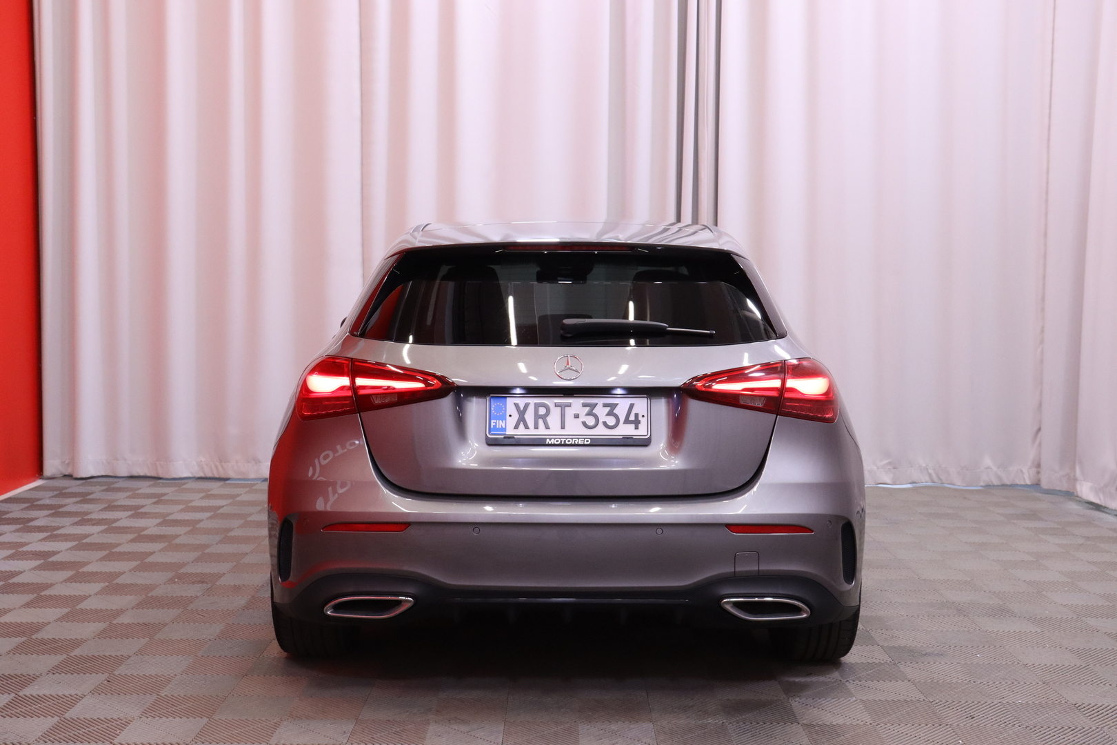 Mercedes-Benz - A - 180 A AMG Line - Viistoperä
