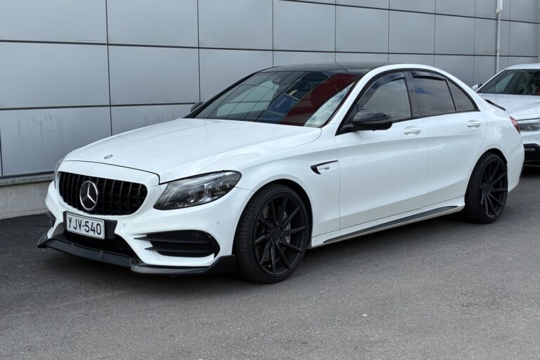 Mercedes-Benz - C 43 AMG - BiTurbo 4MATIC 9G-Tronic A - Sedan