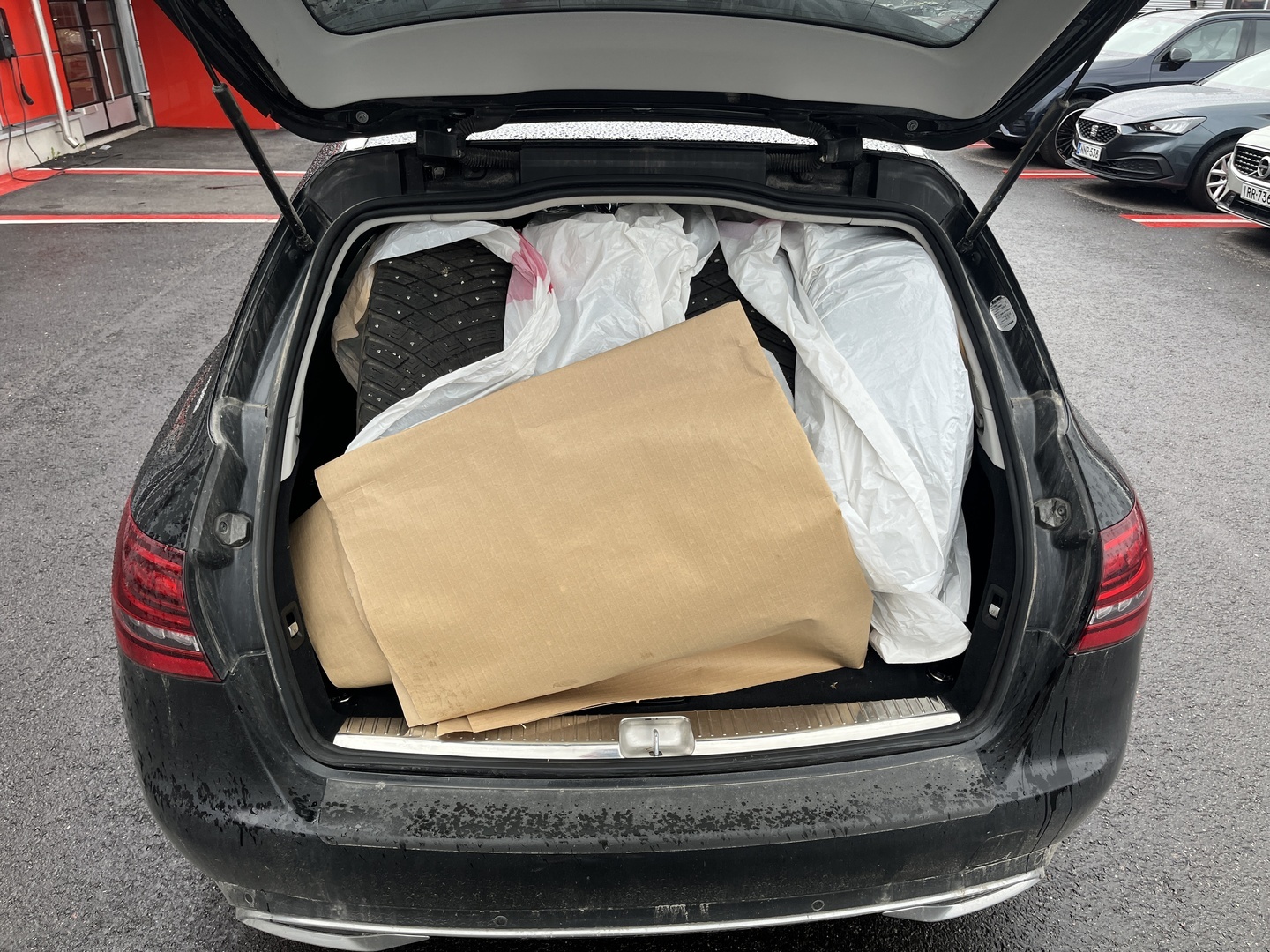 Mercedes-Benz - C - 220 d 4Matic T A Business - Farmari
