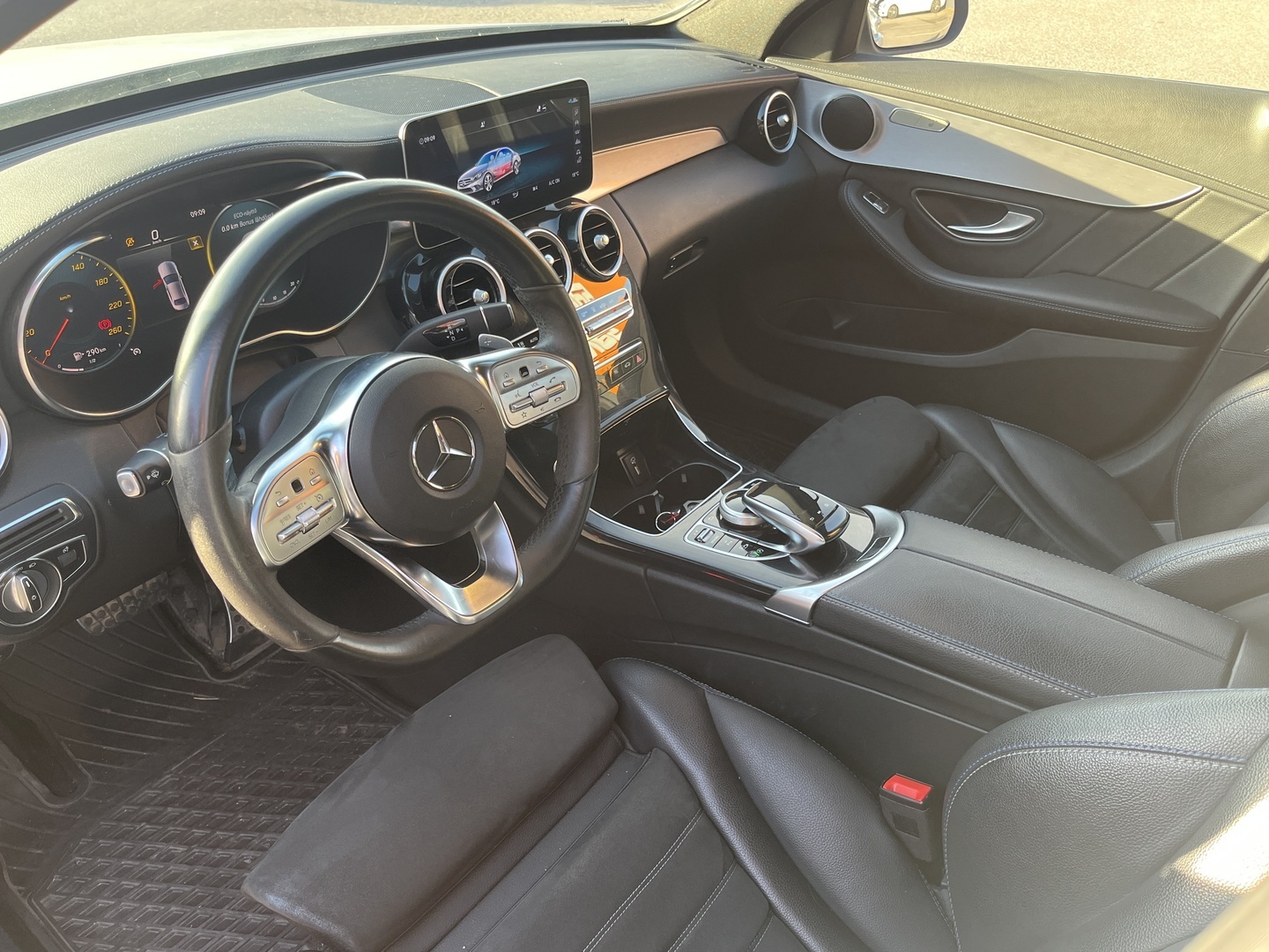 Mercedes-Benz - C - 220 d A Business AMG - Sedan