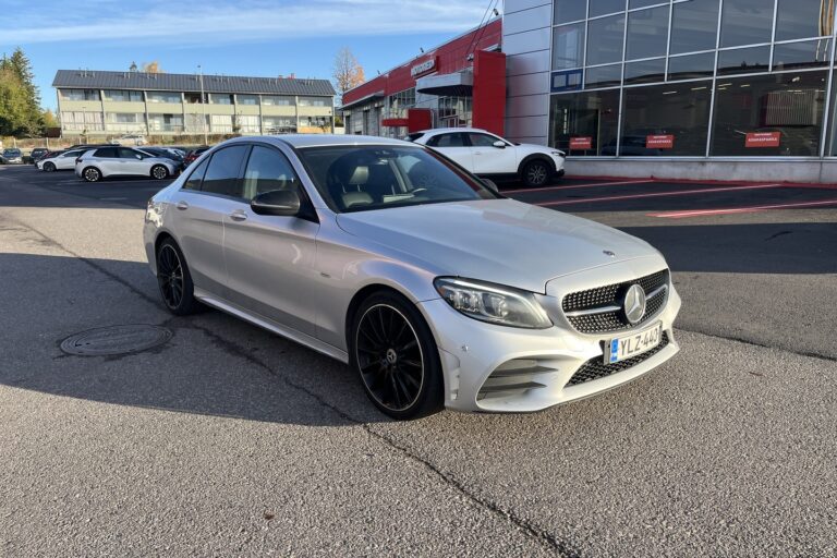 Mercedes-Benz - C - 220 d A Business AMG - Sedan