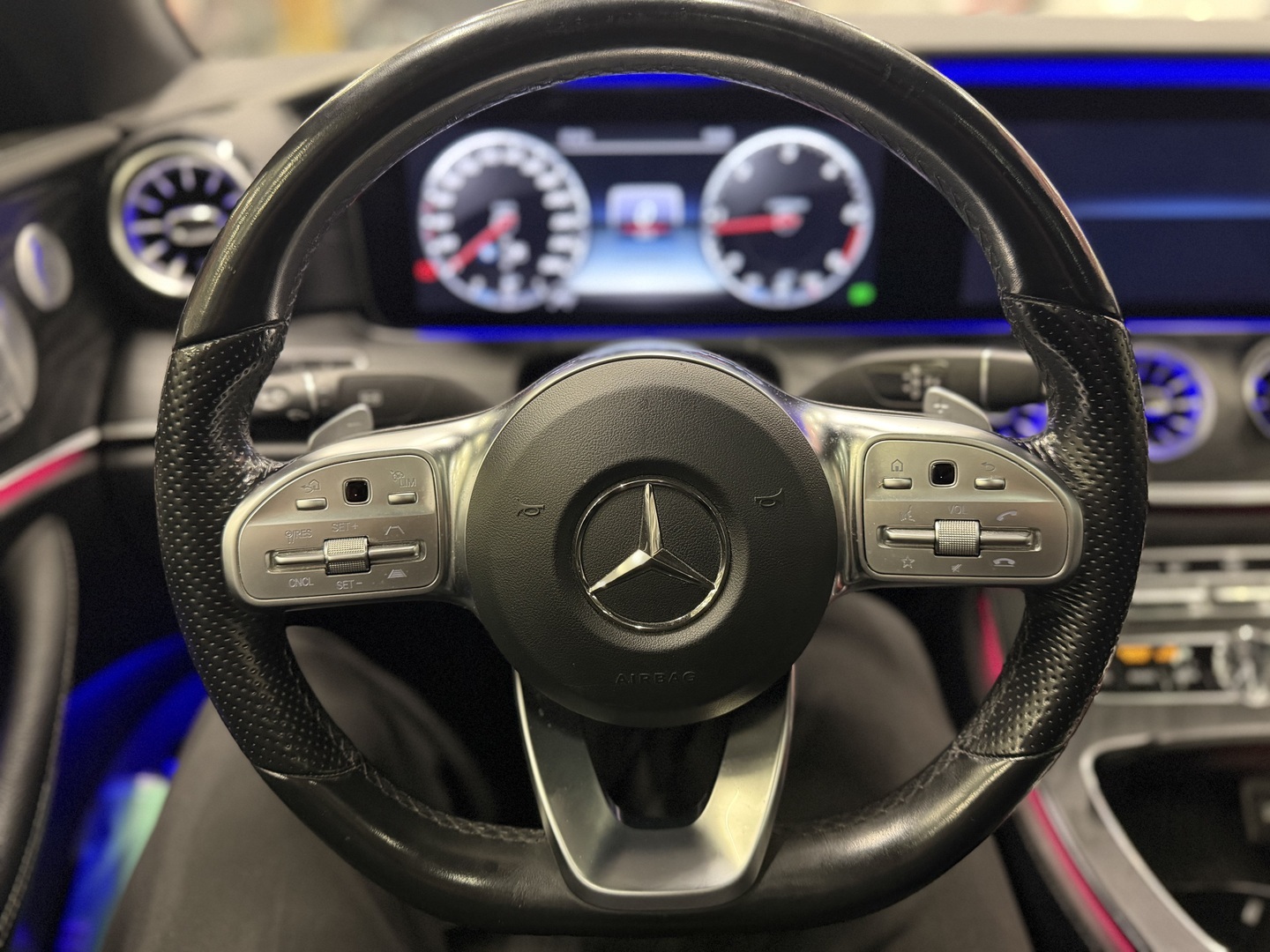 Mercedes-Benz - E - 220 d 4Matic A Coupé AMG - Coupe