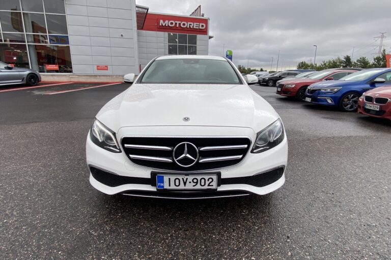 Mercedes-Benz E