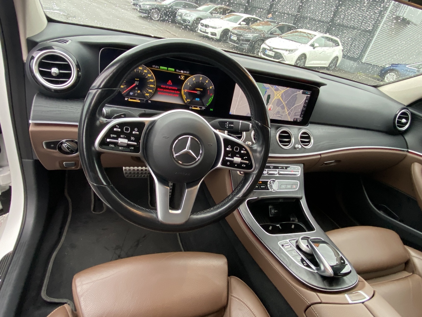 Mercedes-Benz - E - 300 de A Business EQ Power - Sedan