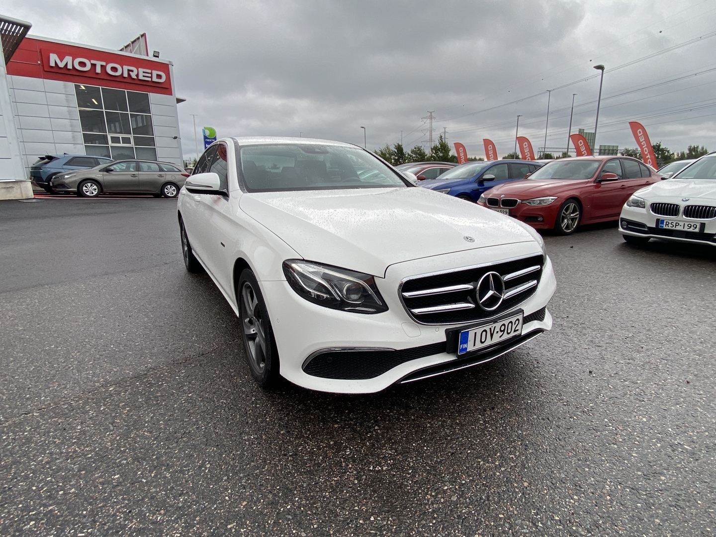 Mercedes-Benz - E - 300 de A Business EQ Power - Sedan