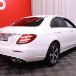 Mercedes-Benz - E - 300 de A Business EQ Power - Sedan