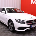 Mercedes-Benz - E - 300 de A Business EQ Power - Sedan