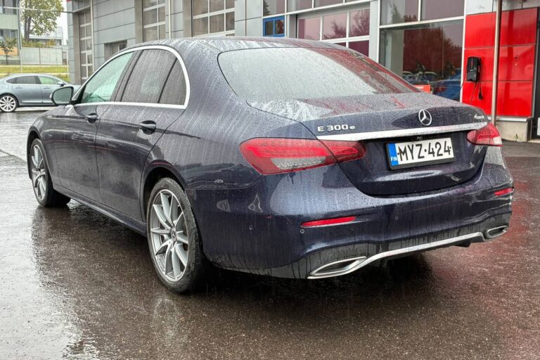 Mercedes-Benz E