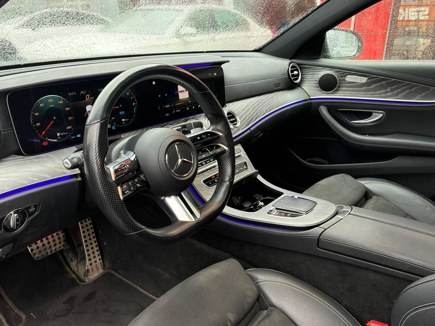 Mercedes-Benz E 2020, kuva 3/5