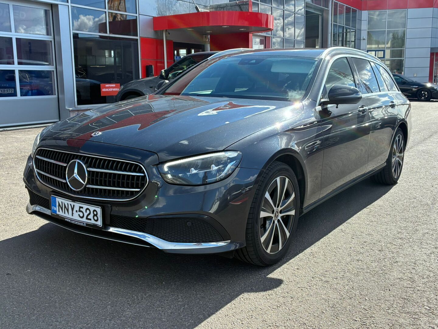 Mercedes-Benz - E - 300 de T A Business EQ Power - Farmari