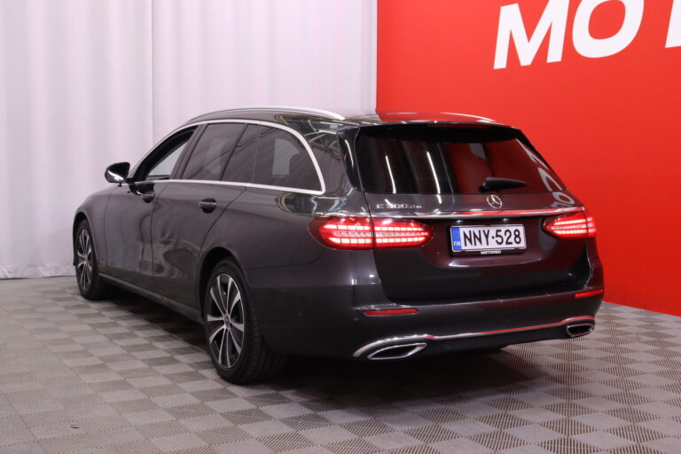 Mercedes-Benz E
