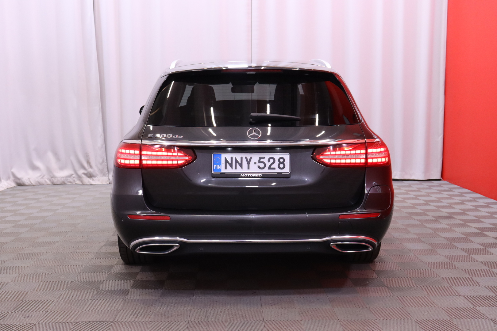 Mercedes-Benz E 2021, photo 4/39