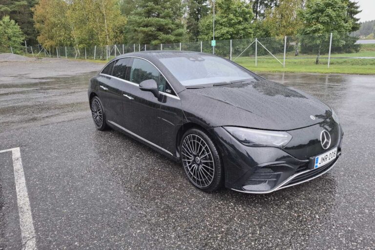 Mercedes-Benz - EQE - 350+ AMG - Sedan