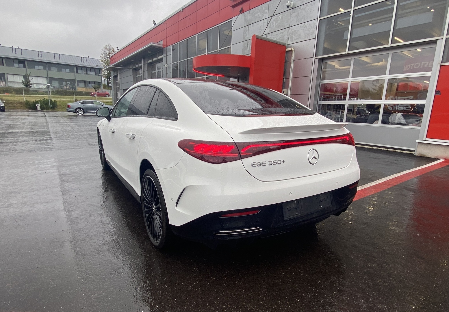 Mercedes-Benz - EQE - 350+ AMG - Sedan