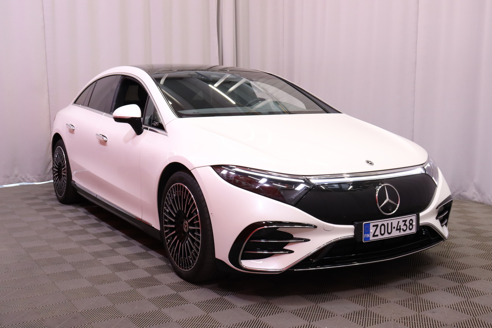 Mercedes-Benz EQS 450 4MATIC AMG 2023, kuva 6/44