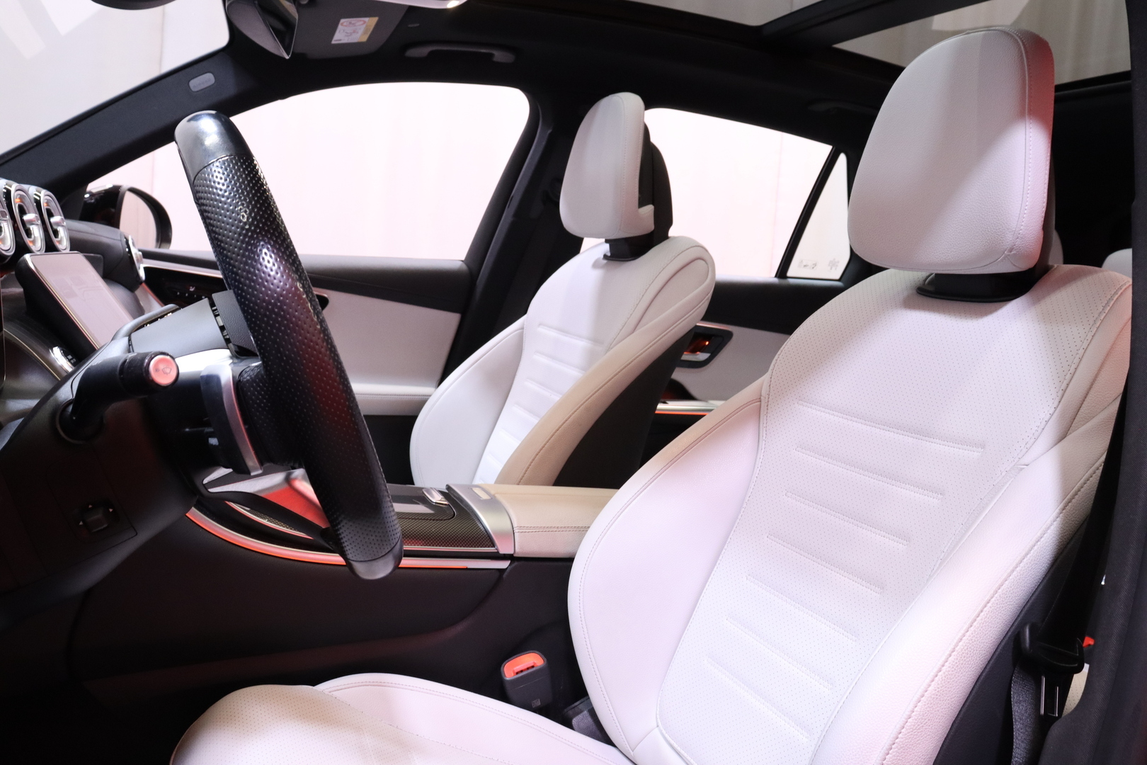 Mercedes-Benz - GLC - 400 e 4MATIC A Premium Edition AMG - Maastoauto