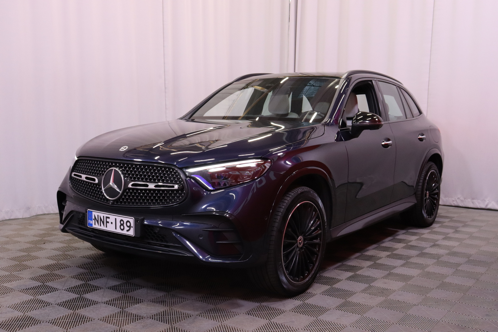 Mercedes-Benz - GLC - 400 e 4MATIC A Premium Edition AMG - Maastoauto