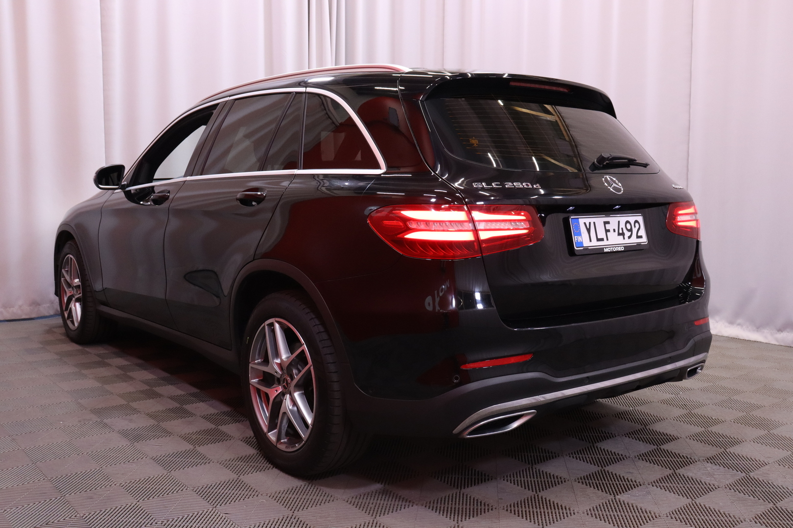 Mercedes-Benz - GLC - 250 d 4Matic A Suomi Edition AMG - Maastoauto
