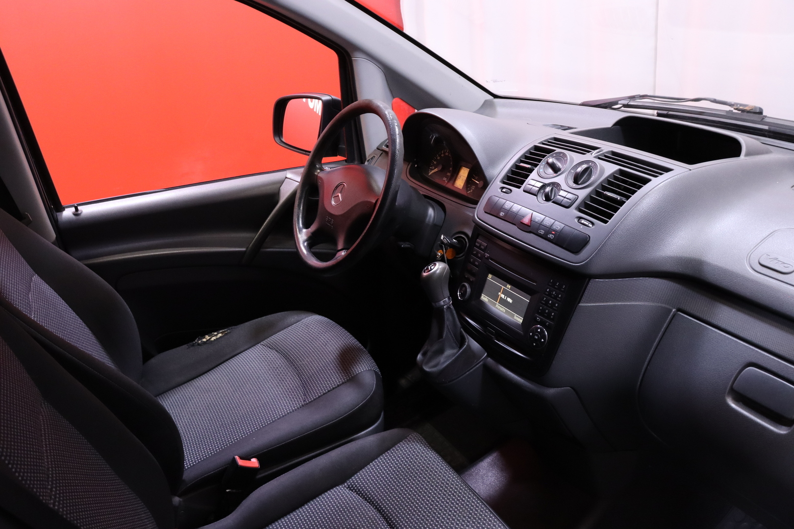 Mercedes-Benz - Vito - VITO  4ov 2143cm3 A - Tila-auto