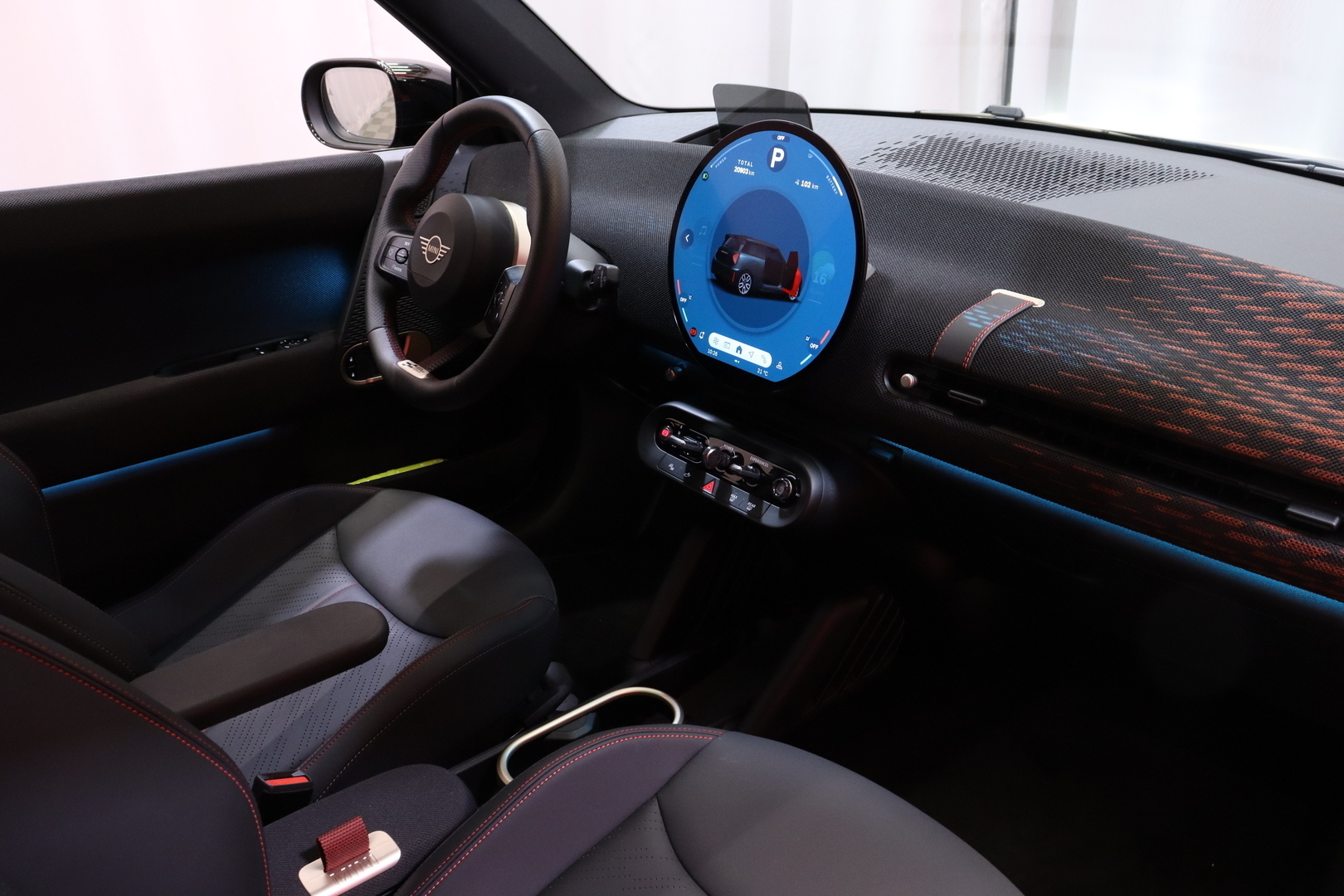 Mini - Cooper - JCW E - Viistoperä
