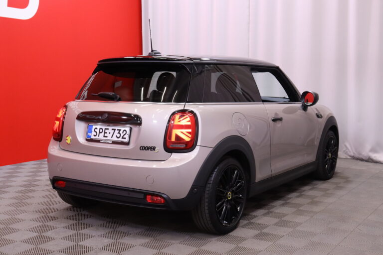 MINI Cooper SE