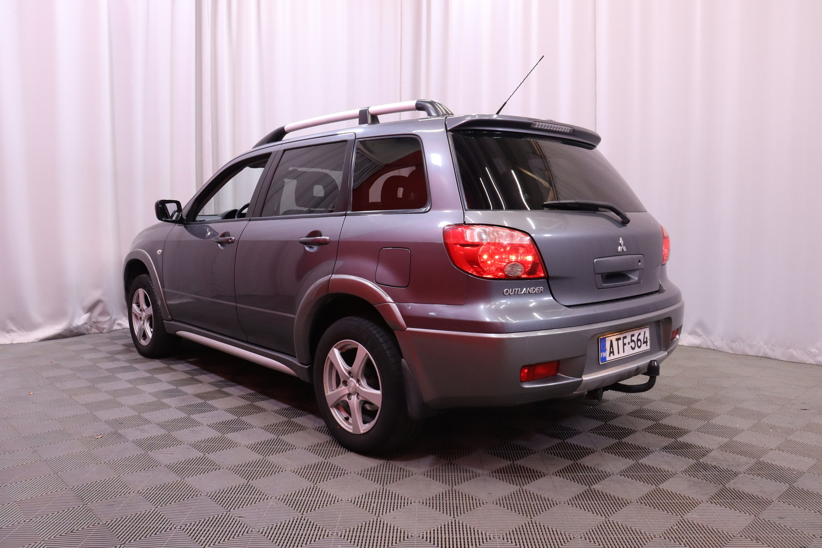 Mitsubishi - Outlander - 5D OUTLANDER STW 2.4 AUTOMATIC - Farmari
