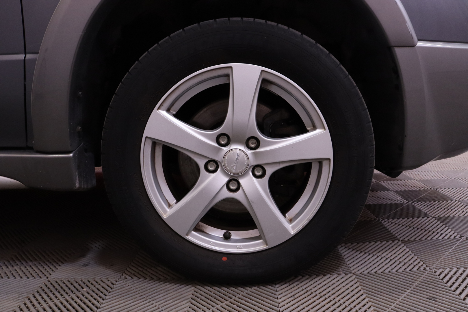 Mitsubishi - Outlander - 5D OUTLANDER STW 2.4 AUTOMATIC - Farmari