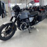 Moto Guzzi - V7 - lll Milano // Juuri saapunut! / Laukut / Huoltokirja // - Moottoripyörä