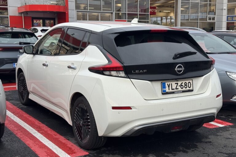 Nissan Leaf
