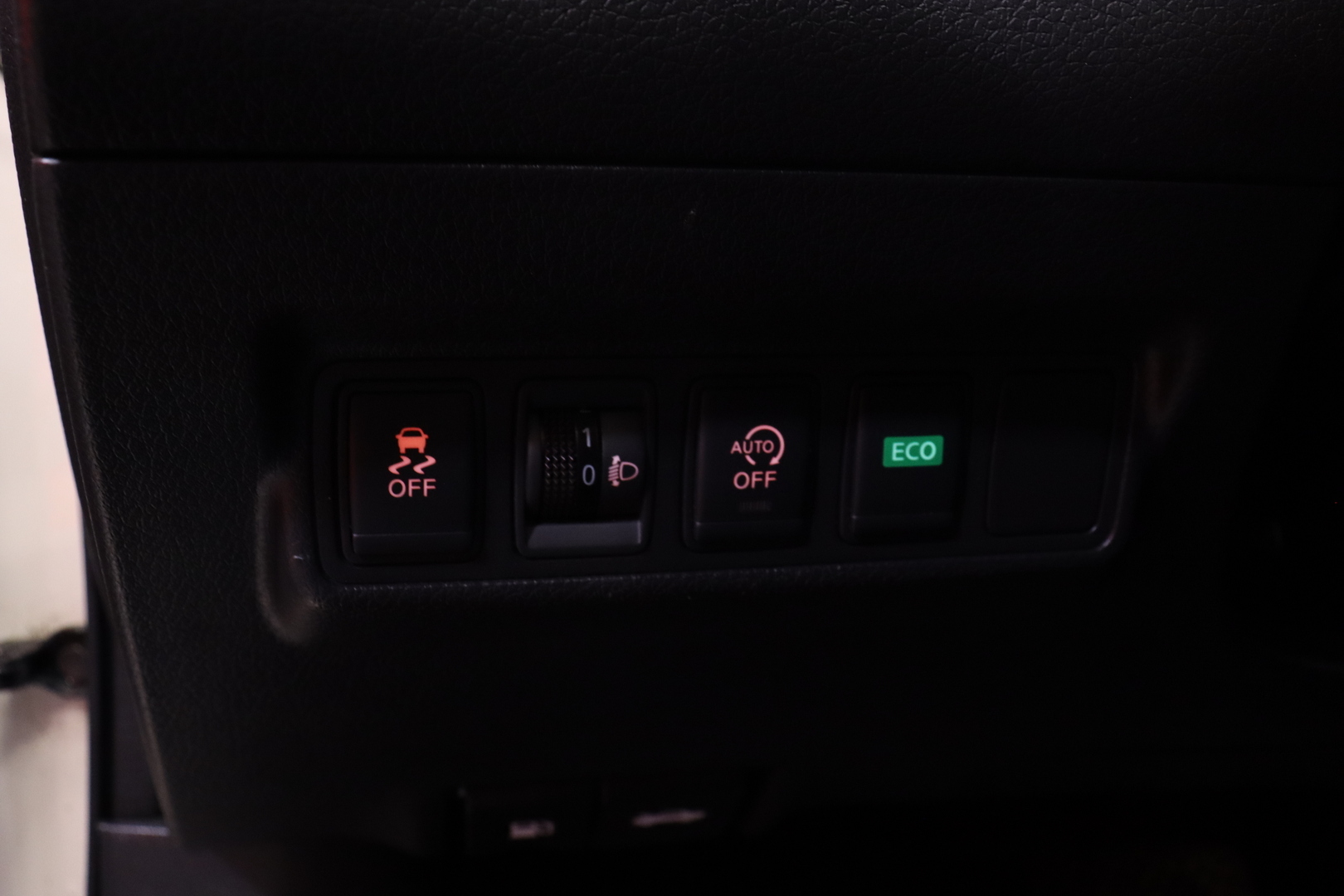 Nissan - Pulsar - DIG-T 115 Acenta Xtronic E6 Connect - Viistoperä